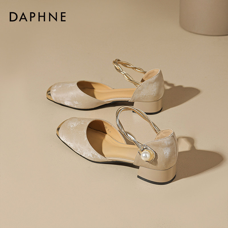 达芙妮新中式包头凉鞋女2025新款夏季粗跟送妈妈不累脚女款单鞋子