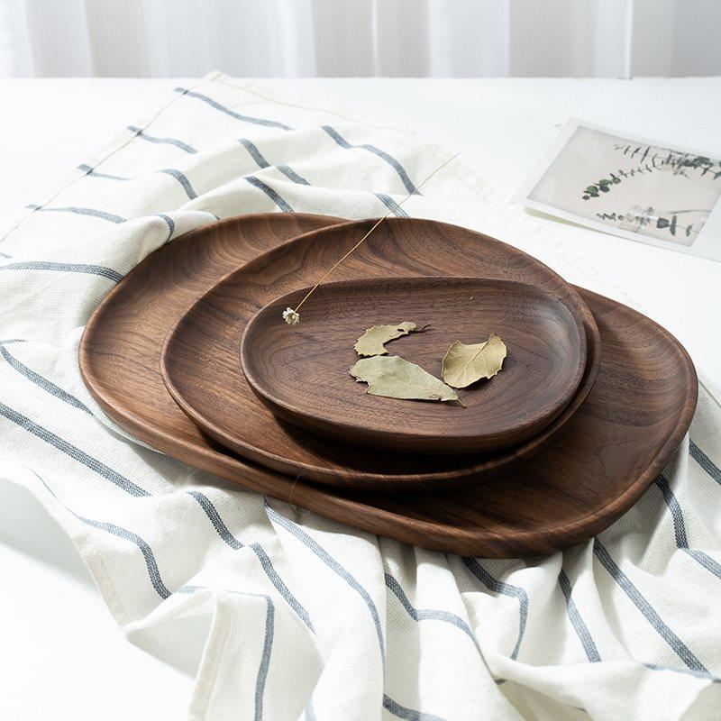 Tea tray in black walnut, round fruit tray in solid wood