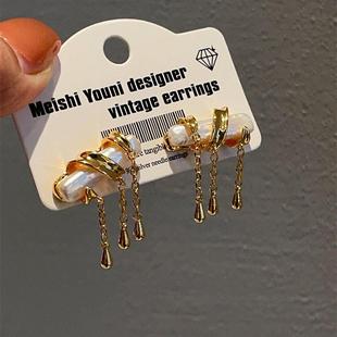 French Retro Natural 925 Pearl Needle Baroque Earring Silver