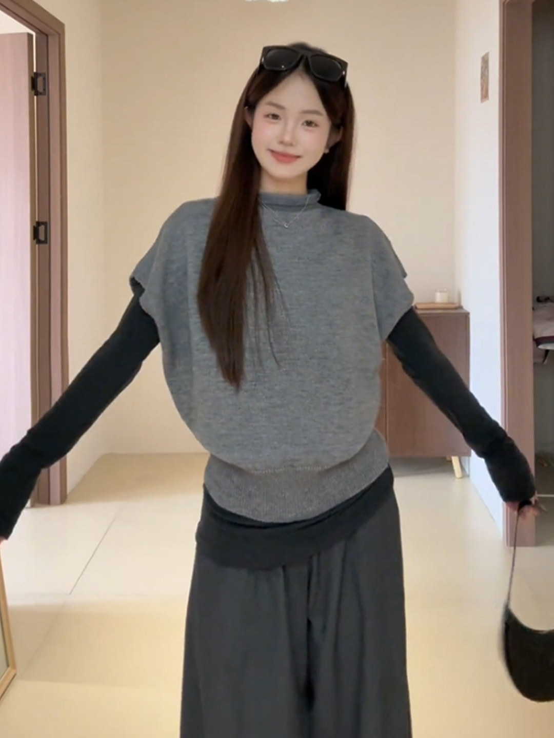 灰色半高领针织马甲背心女秋冬季慵懒风宽松无袖叠穿毛衣马夹上衣