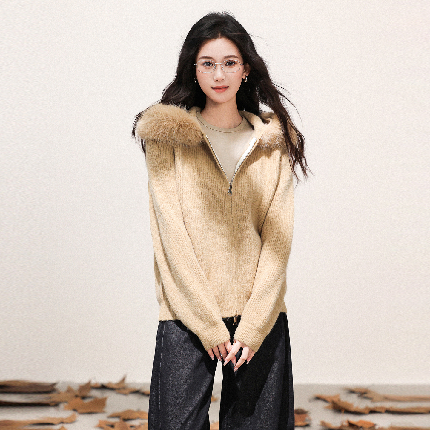 韩系卡其慵懒风连帽毛衣外套女