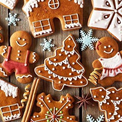 5Pcs Christmas Cookie Cutter Set Gingerbread Man Xmas Tree B