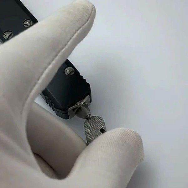 Triangles Screwdriver for Microtech Ultratech UTX-85