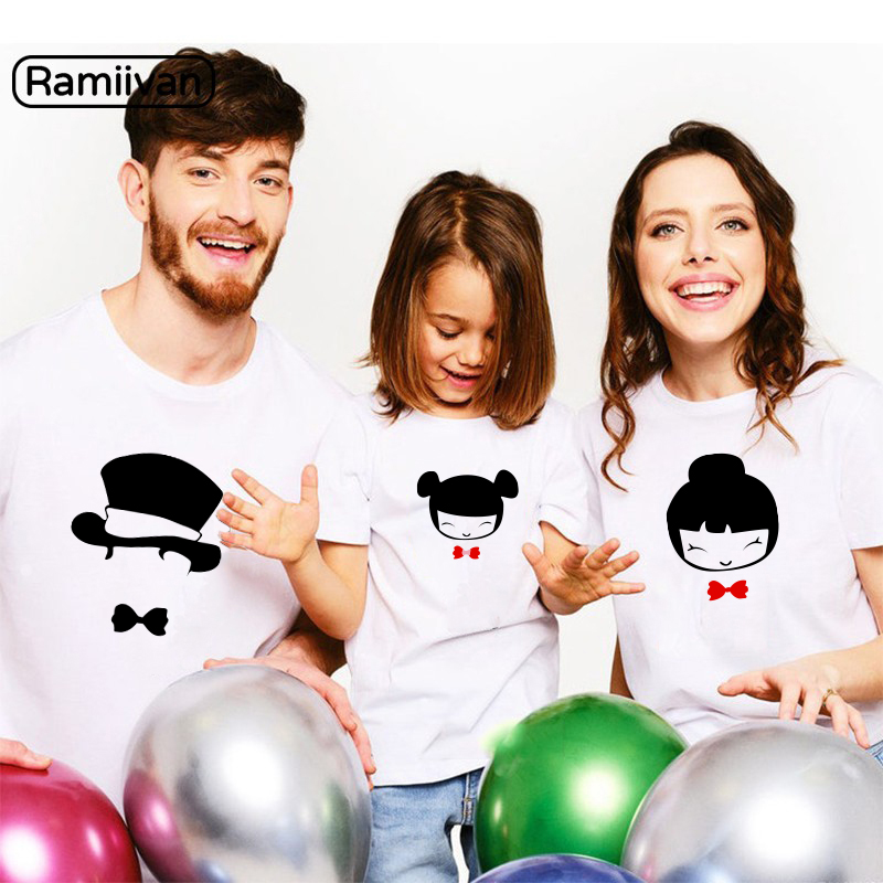 拉米艾凡简约风格一家四口不一样