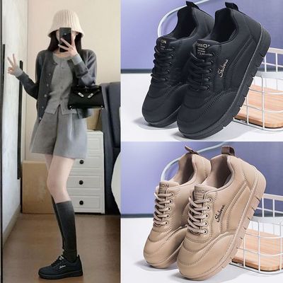 软底妈妈单鞋平底防滑中老年休闲鞋舒适运动鞋不累脚旅游透气女鞋