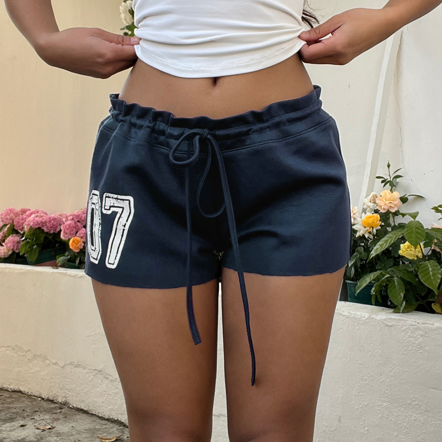 AOMR 美式运动休闲字母印花系带短裤显瘦修身辣妹百搭低腰针织裤,女装/女士精品,短裤,淘宝优惠券,粉丝福利购,淘宝优惠卷