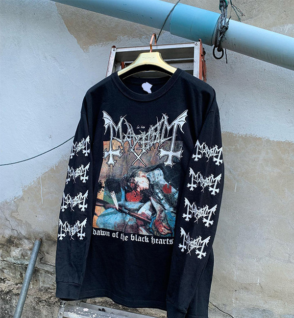 NORWEGIAN BLACK GOLD ROCK MAYHEM HIGH STREET VINTAGE LONG SLEEVE T-SHIRT