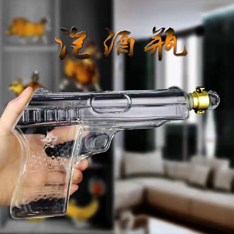 创意酒瓶玻璃威士忌酒器玻璃手枪形状红酒醒酒器泡酒瓶空瓶摆件
