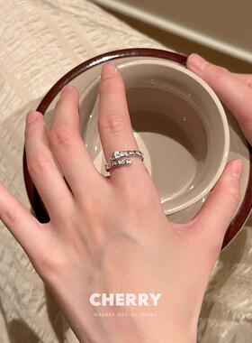 本命年超闪蛇灵戒指女轻奢