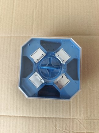 聚齐蟑螂捕捉器捕捉蟑螂蟑螂捕捉器处理