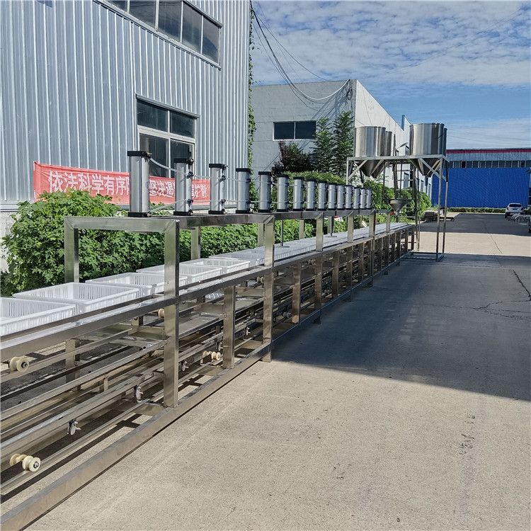 鑫丰豆腐机器设备价钱 全自动豆腐机生产视频 免费培训技术