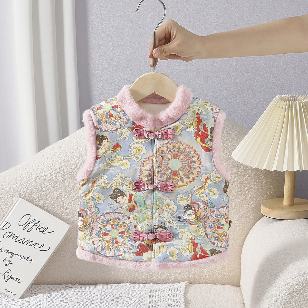 新中式加厚保暖儿童马甲女童冬季加绒棉服背心国风女宝宝无袖马夹