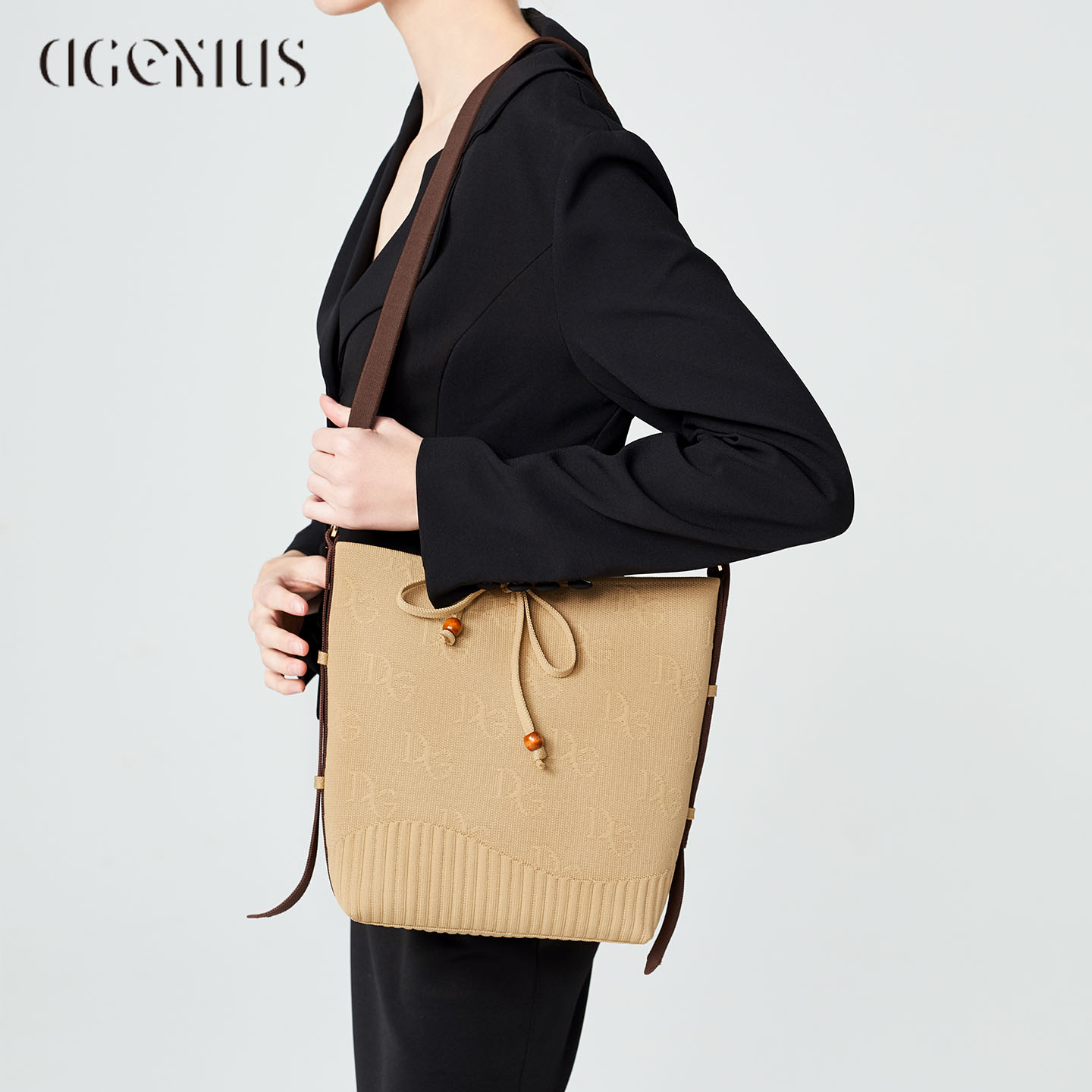 DGENIUS原创水桶包包编织单肩包