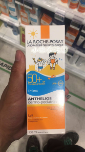 法国 孕妇可 100ml LaRochePosay理肤泉特护儿童乳SPF50