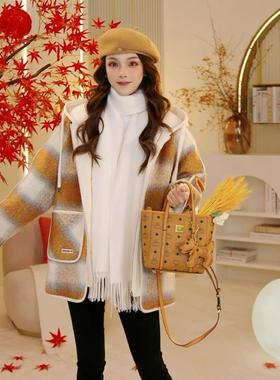 羽绒服女2024毛呢翻领高端鸭绒保暖百搭外套YHF211870G