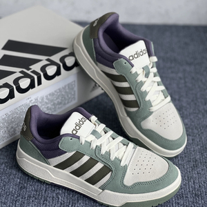 adidas ENTRAP 舒适百搭休闲鞋耐磨防滑低帮板鞋男款米白色JR8322