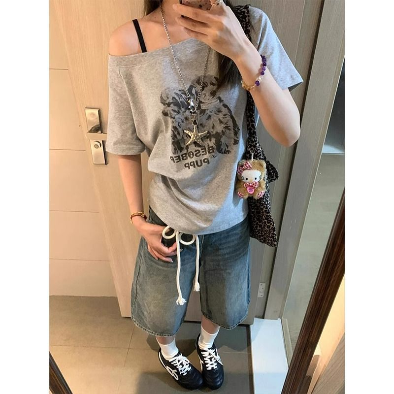 美式复古斜肩t恤女夏季字母印花百搭露肩短袖辣妹休闲宽松上衣ins