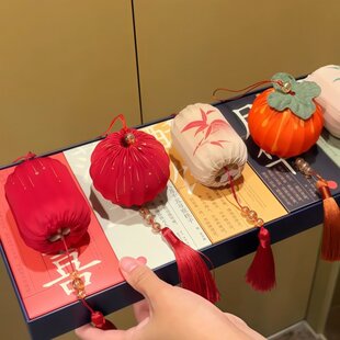 客厅卧室玄关喜庆迷你灯笼挂件2026新年装饰场景布置门把手挂饰