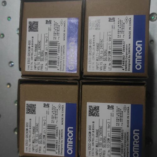 议价全新欧姆龙温控器E5CC-QX2ASM-800，原装正品，未维修
