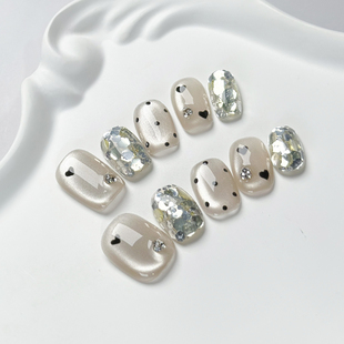 手工穿戴甲2025新款 645 小香风清冷香槟色猫眼爱心波点显白高级感