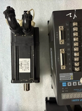 议价DEALOUR伺服驱动器SBF-AL201/2A配电机一套，