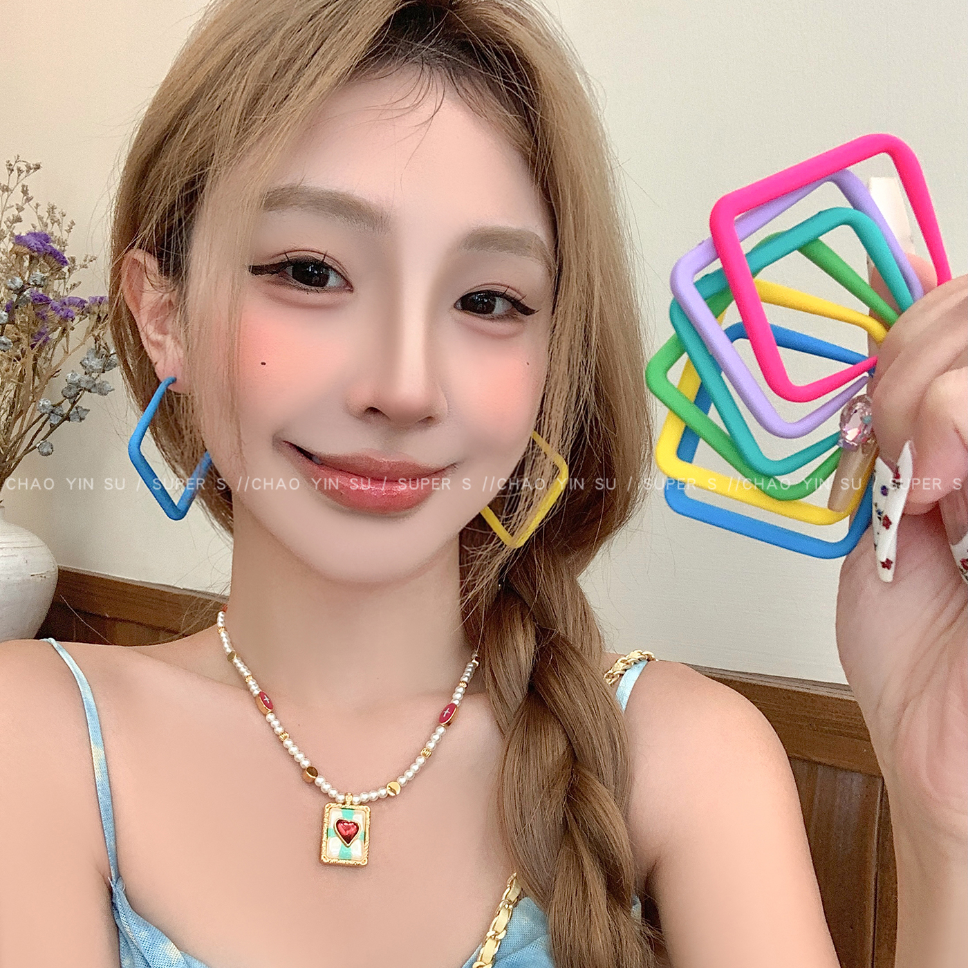多巴胺彩色方形耳圈女2025新款夏天度假风耳环y2k甜酷辣妹耳饰品