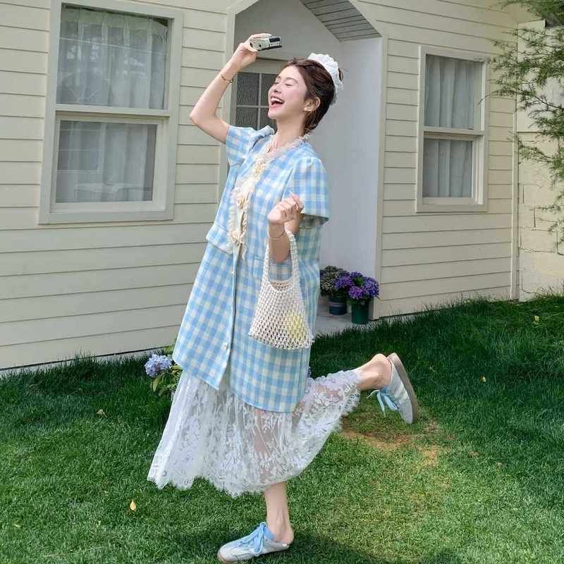 设计感法式蓝色格子泡泡袖衬衫裙蕾丝刺绣半身裙两件套连衣裙女夏