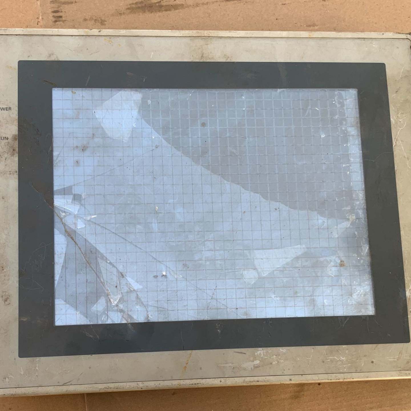 可维修欧姆龙触摸屏NT631C-ST151B-EV2 实物图议价