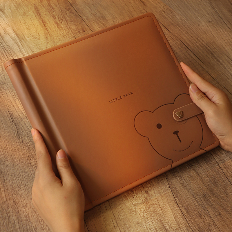 给娃的成长礼物选它！皮质纪念册