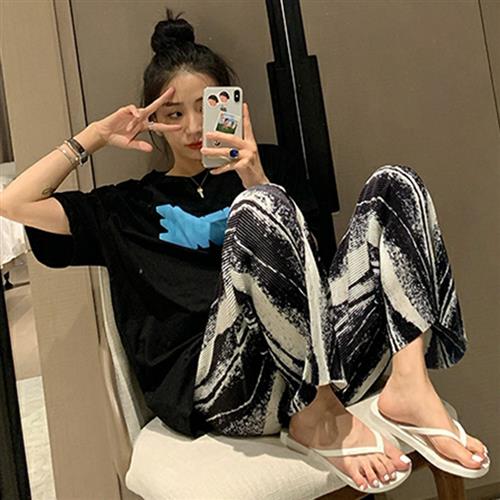 网红孕妇夏季套装外出时尚宽松休闲短袖T恤托腹裤子潮辣妈两件套