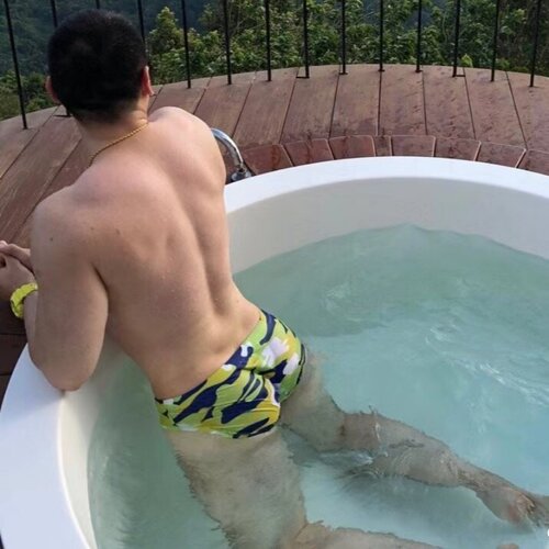 男生低腰性感温泉泳裤