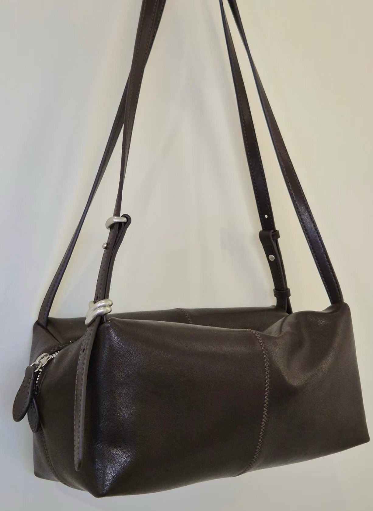 包包女2026新款春夏欧美时尚简约百搭牛皮布单肩斜挎包手提信封包