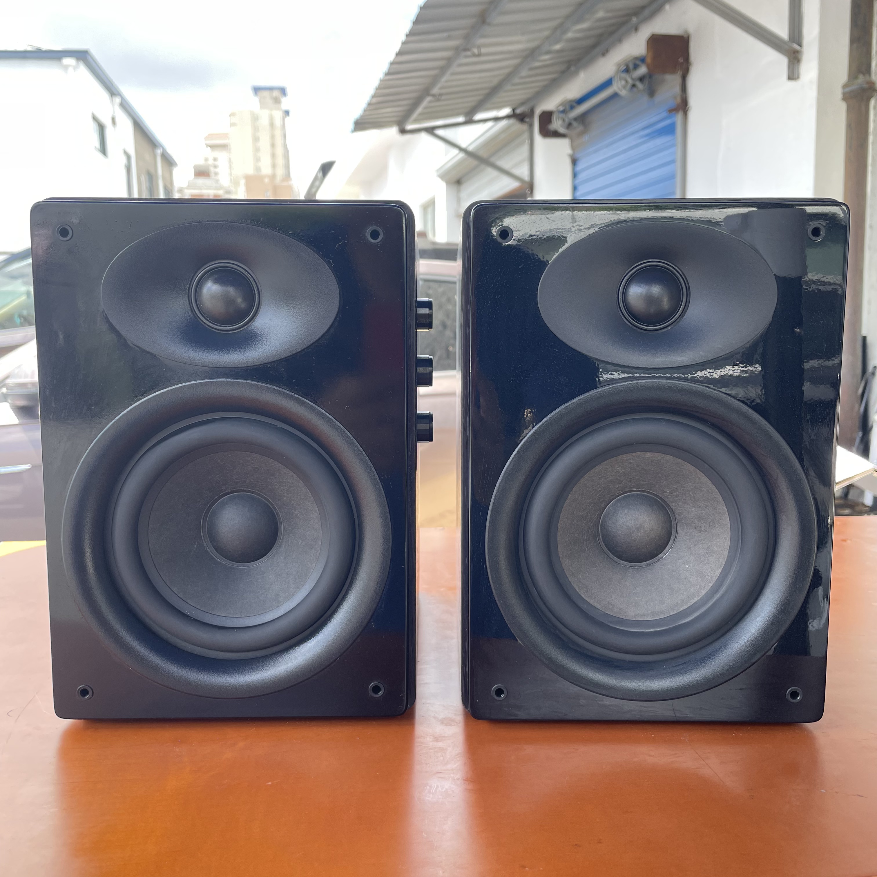 二手惠威D1080MKII2.0 声道有源多媒体音箱