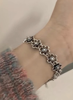 复古做旧波西米亚花朵个性设计感简约百搭ins冷淡风手链女手饰