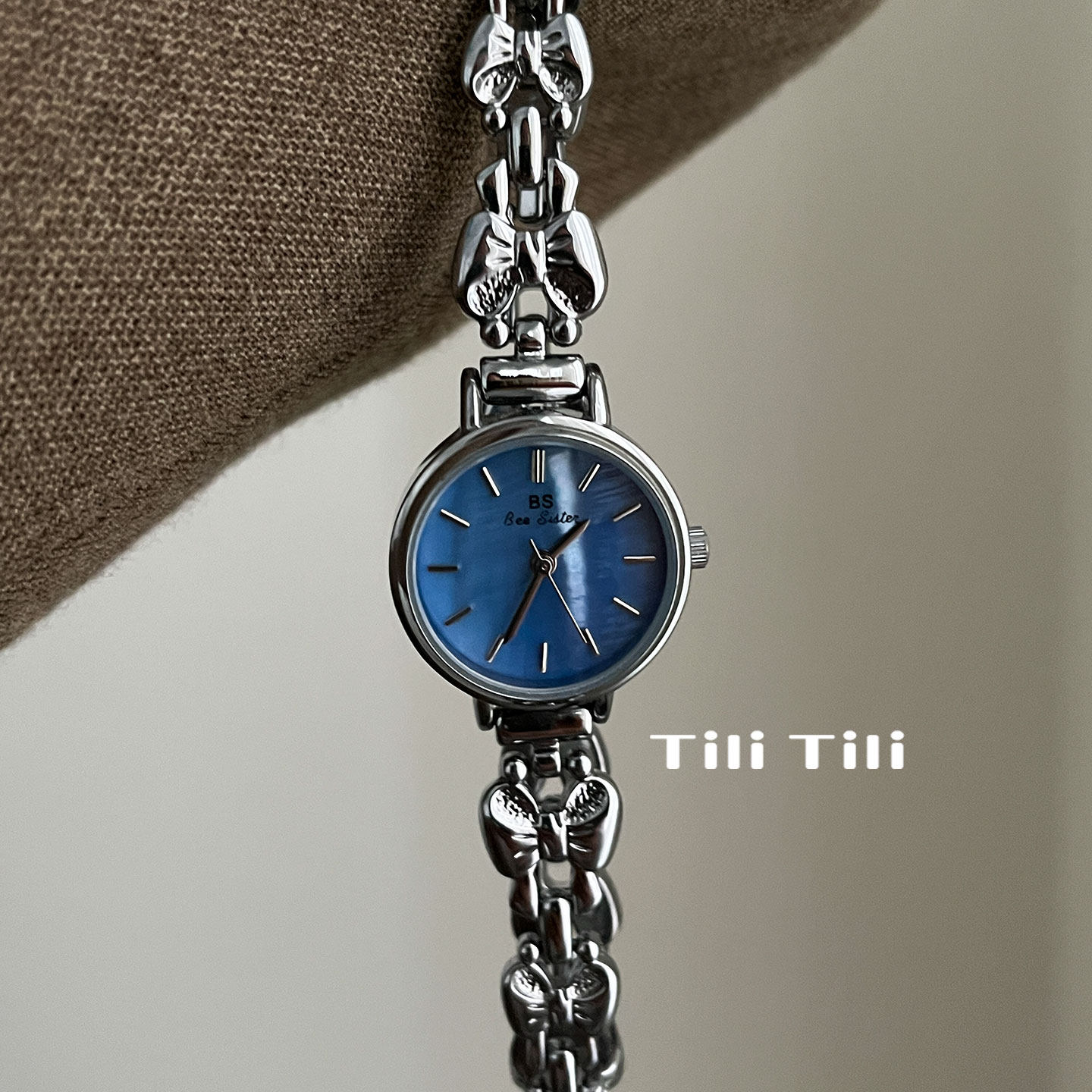 TILI高级感钢带手表女轻奢小众蓝色表盘手链式气质腕表,手表,国产腕表,淘宝优惠券,粉丝福利购,淘宝优惠卷