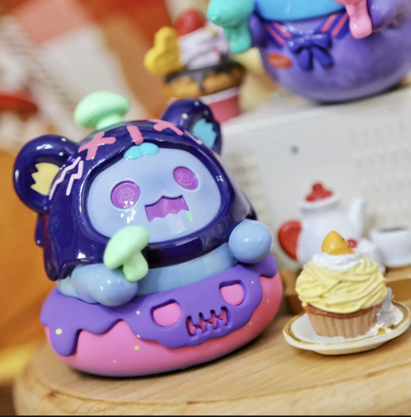 Ghost Bear Night Restaurant Blind Box Figure Gift Ornaments
