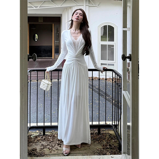 性感风蕾丝拼接收腰长裙子 连衣裙女春秋新款 法式 纯欲V领白色长袖
