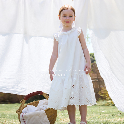 NU白色法式刺绣度假连衣裙