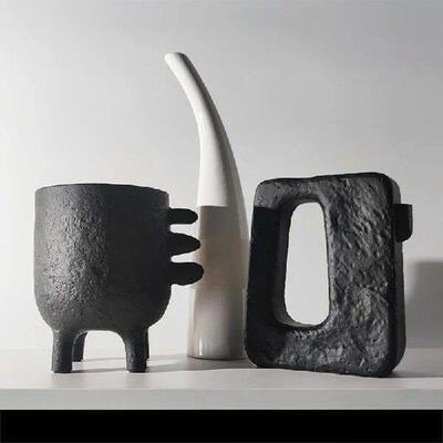Abstract Resin Vase Ornaments Artistic Decor for Entryway