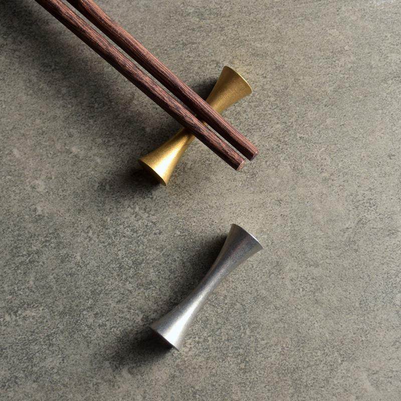 Japanese-Style Metal Chopstick Stand Sleek Tableware