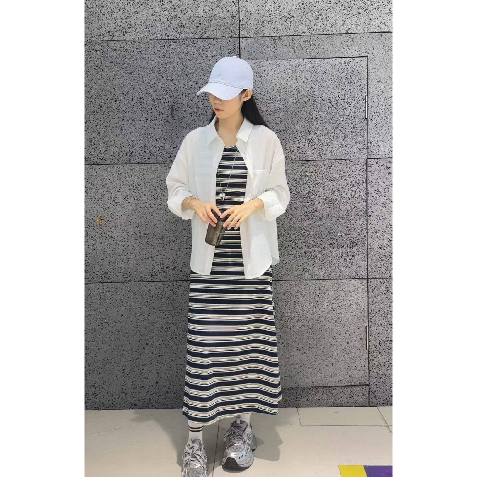 时尚条纹裙套装女春秋季新款韩版宽松衬衣中长款条纹背心裙两件套