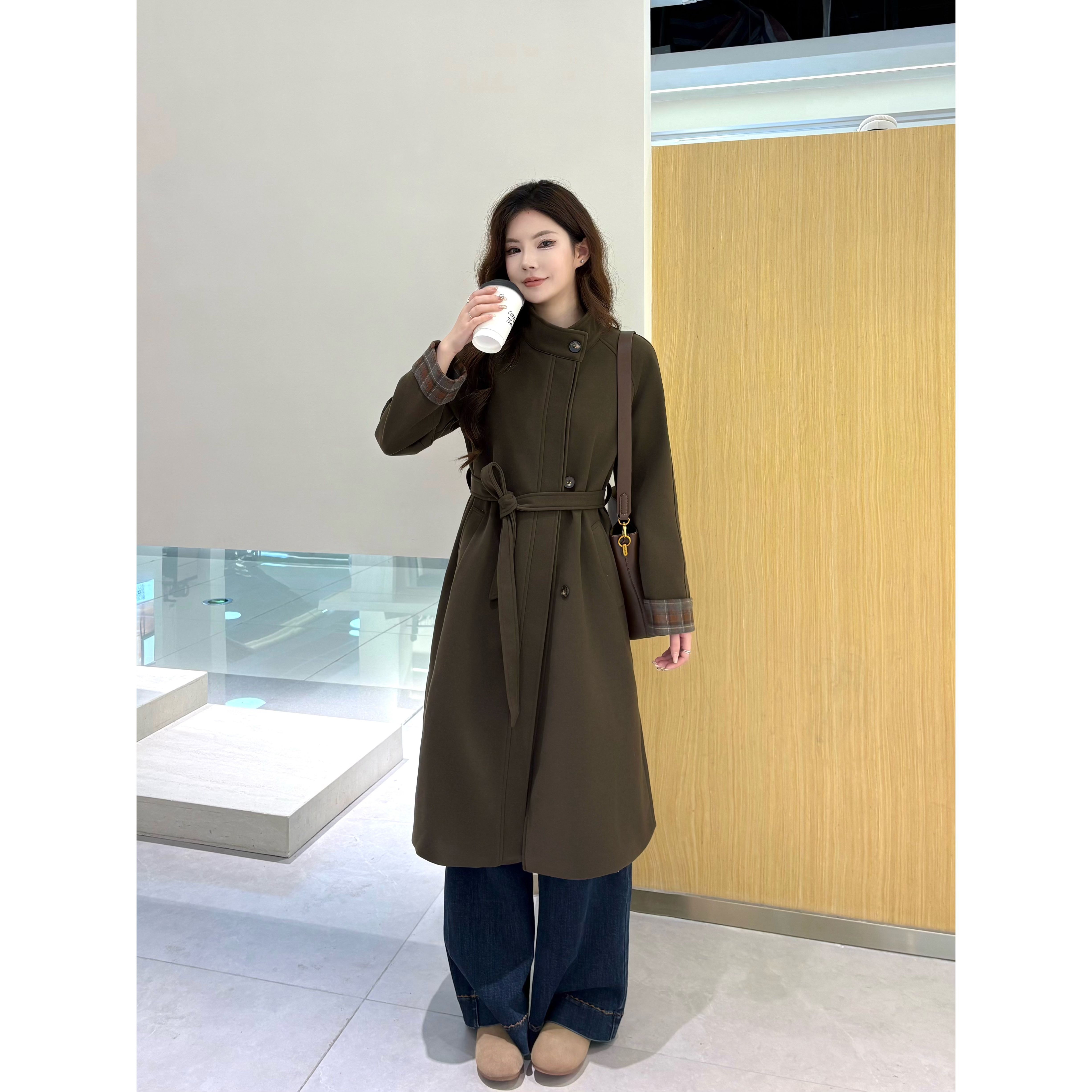 2025秋冬新款复古中长款毛呢风衣外套女气质格子翻袖立领呢子大衣