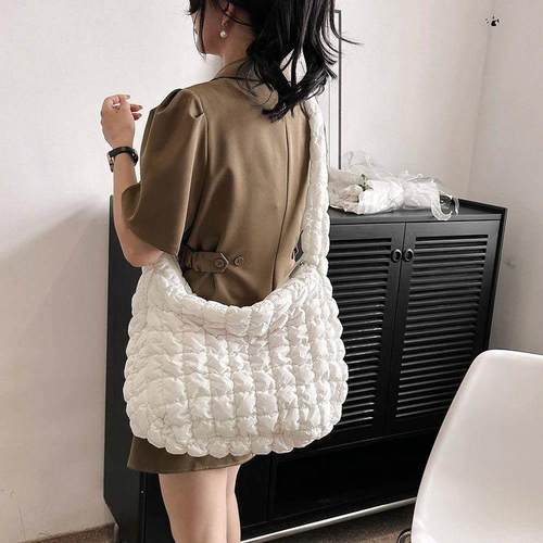 Quilted Padded Crossbody Bag for Women Pleated Bubbles Cloud