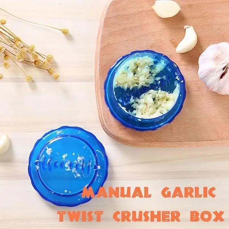 New Kitchen Multifunctional Garlic Crusher Manual Garlic Pre