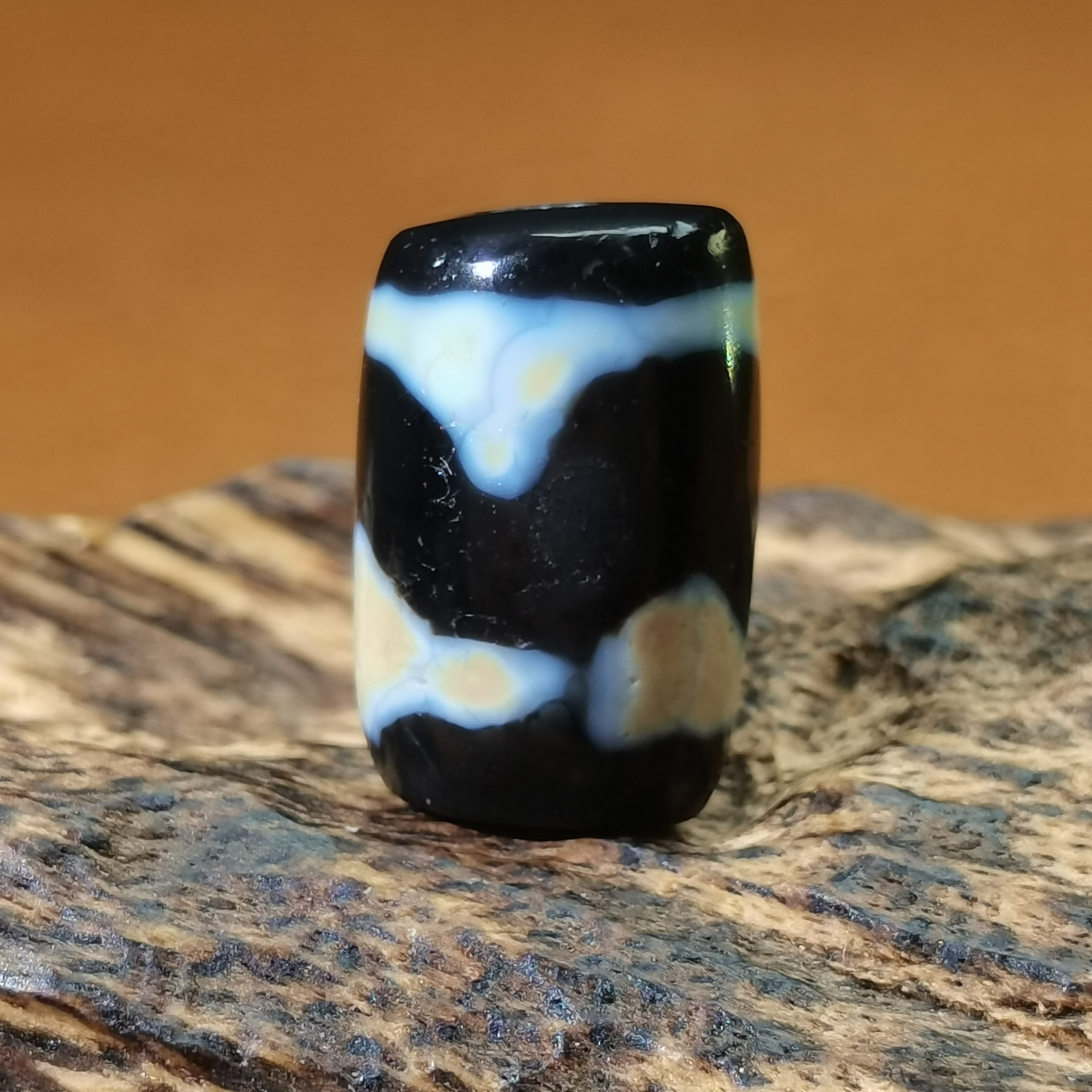藏传三系老虫虫系列金沁漂亮牙牙桶珠玛瑙玉髓珠藏式锁骨链配饰