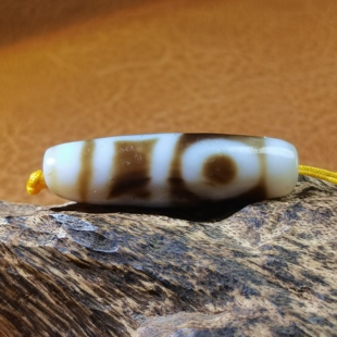 藏区老虫虫系列白天珠双天地风化细腻温润包浆玛瑙玉髓珠项链配饰