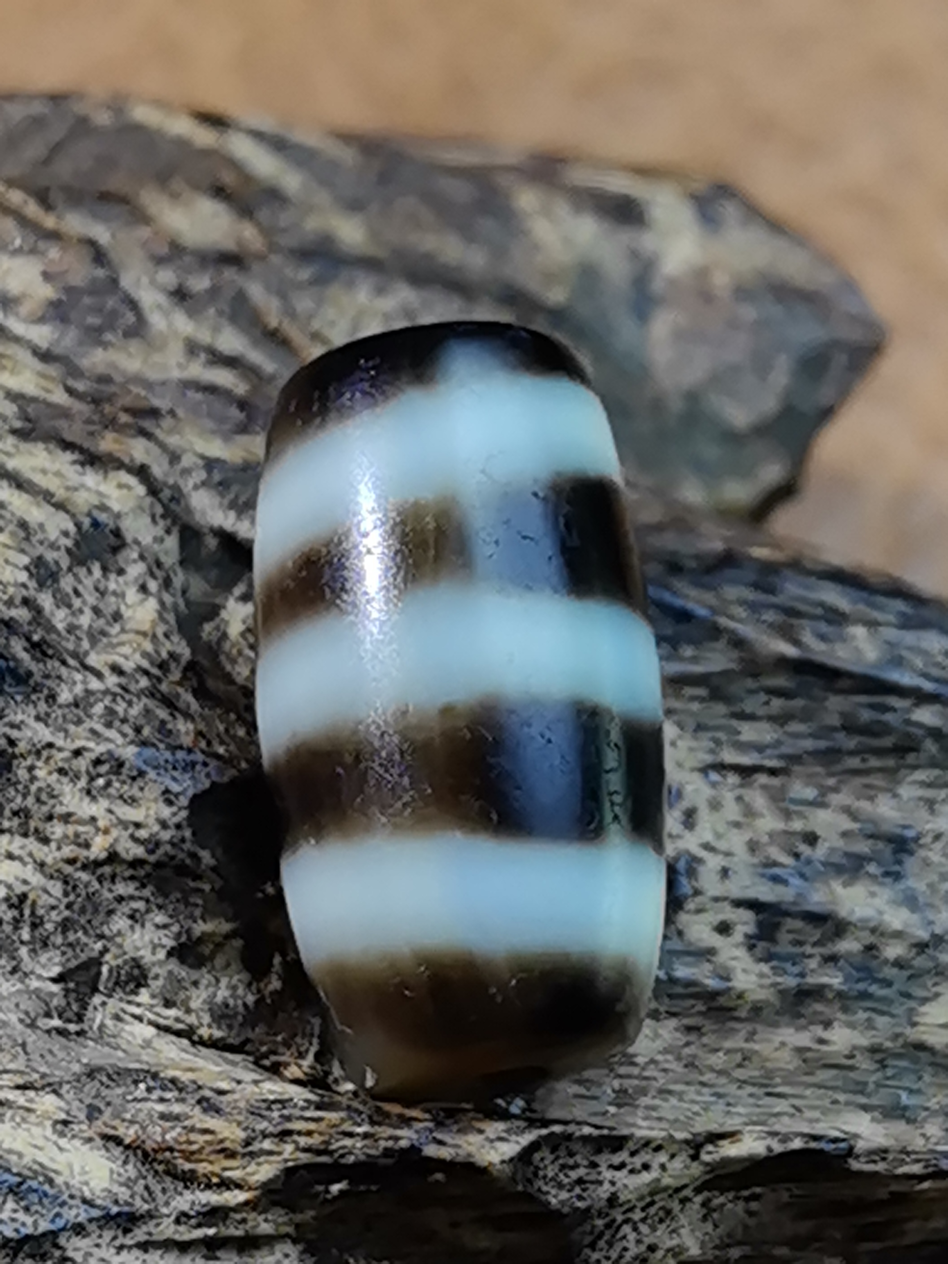 迷你七线线珠藏传九眼石页岩玉髓玛瑙真品细腻温润饱满油润