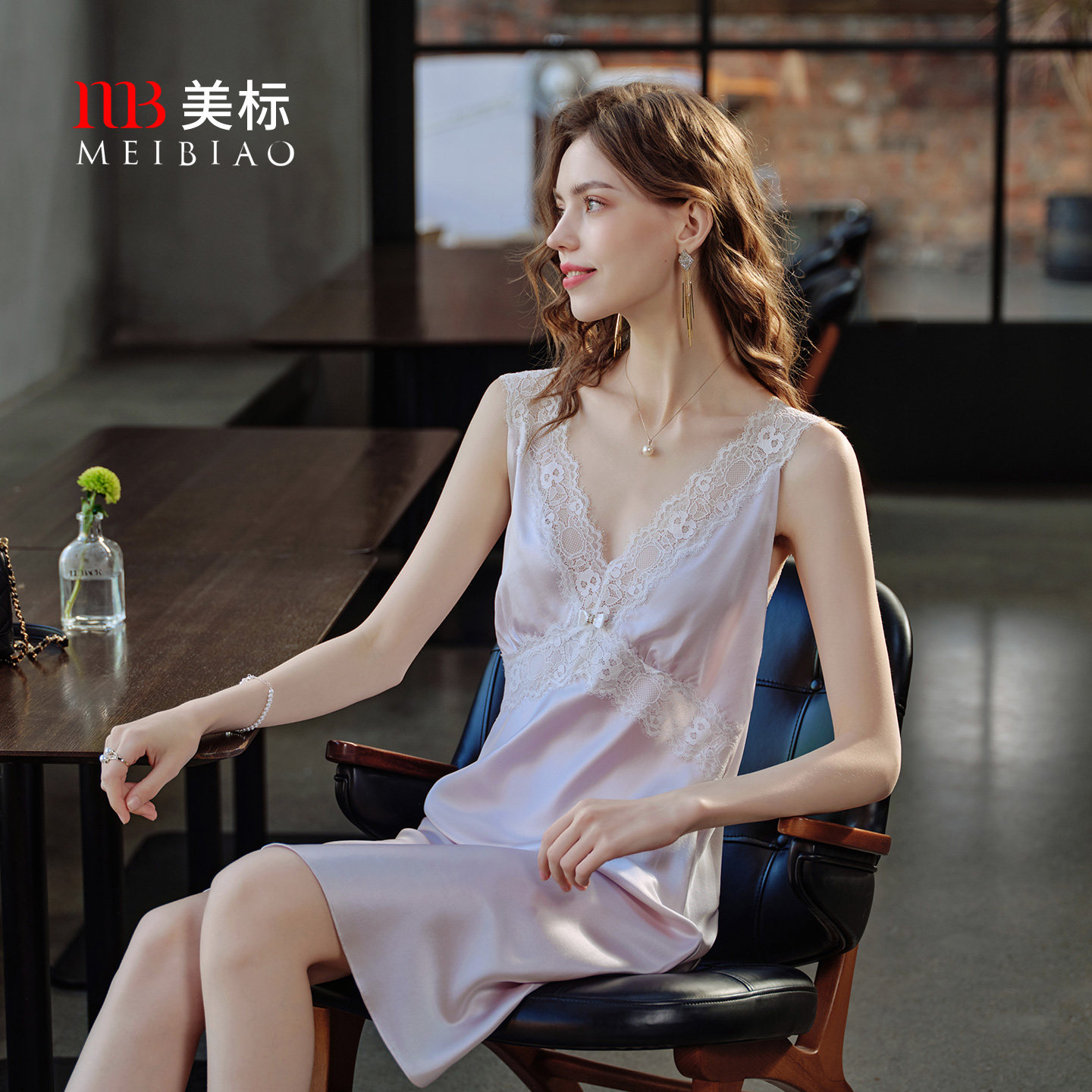 美标2026春夏新款真丝背心睡裙女性感蕾丝100%桑蚕丝绸凉感家居服