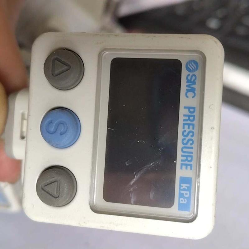 [议价]IS40A-01-R-M,日本正品数字式压力开关,