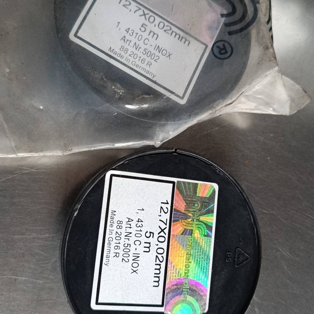 [议价]�¹�H+S���¾���ģ�ߵ�Ƭ��϶